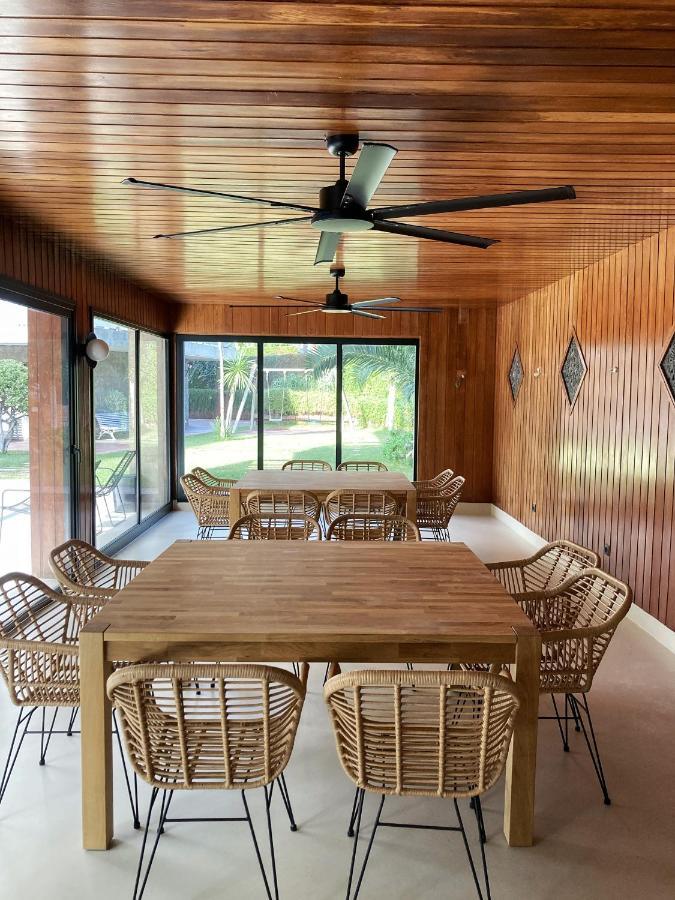 Los Globos Beach Studio By Hello Homes Sitges Ruang foto