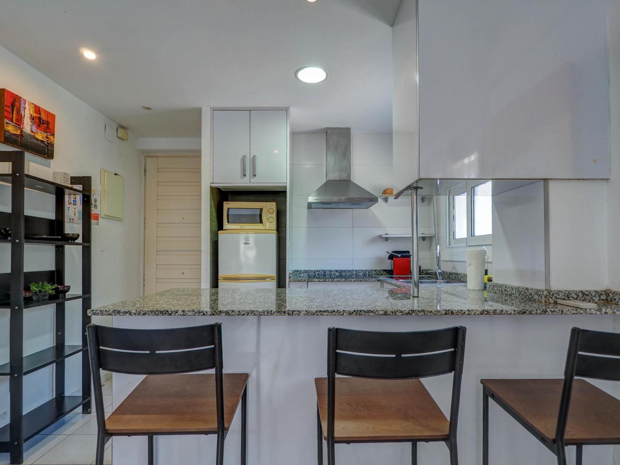 Los Globos Beach Studio By Hello Homes Sitges Bagian luar foto
