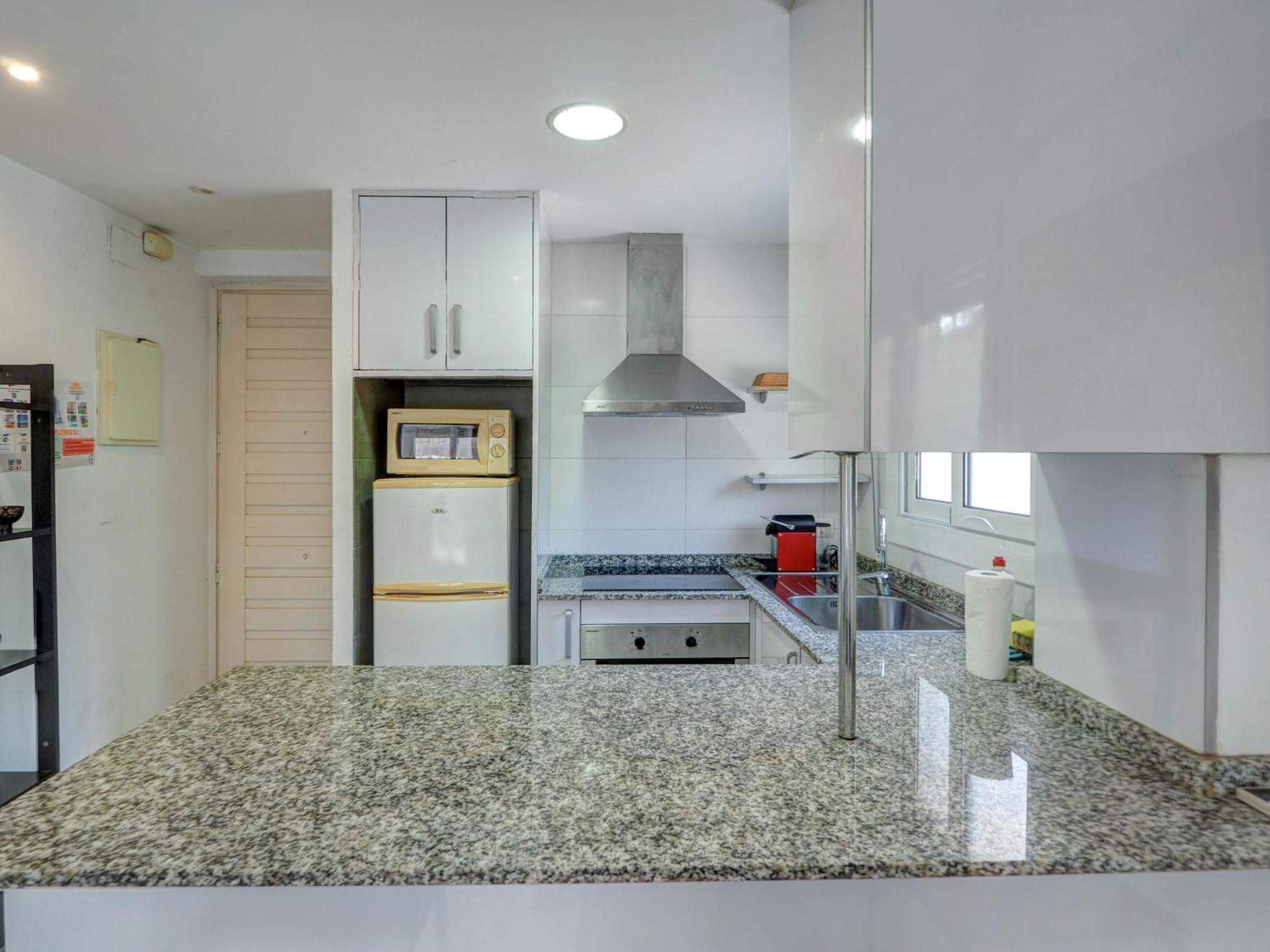 Los Globos Beach Studio By Hello Homes Sitges Bagian luar foto